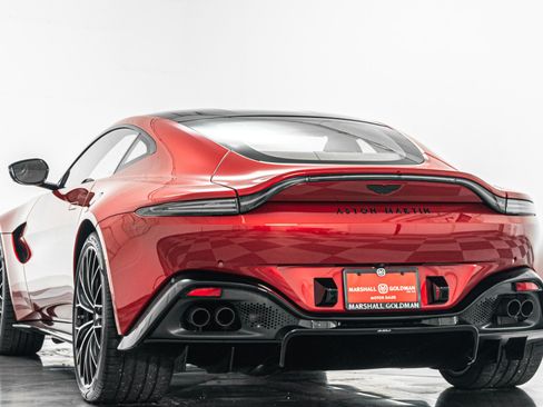 Used 2023 Aston Martin V8 Vantage Coupe RWD image 7
