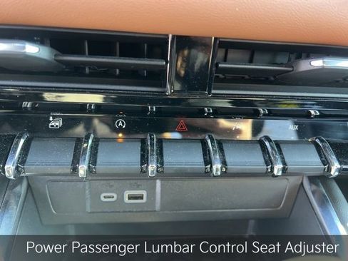 Used 2023 GMC Canyon AT4 w/ AT4 Premium Package image 22