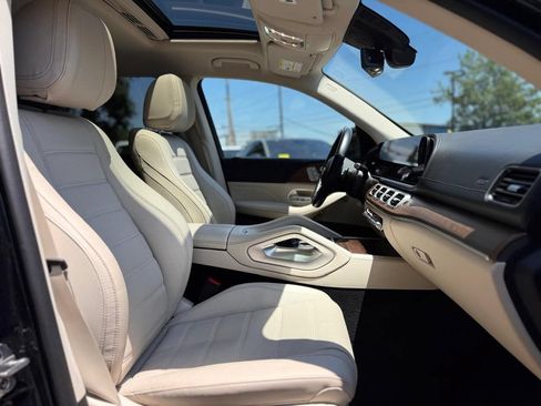 Used 2021 Mercedes-Benz GLS 450 4MATIC image 28