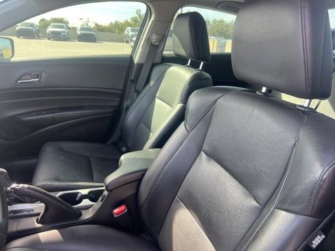 Used 2018 Acura ILX w/ Premium Package image 14