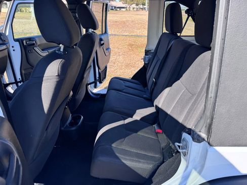 Used 2017 Jeep Wrangler Unlimited Sport w/ Quick Order Package 24S image 13