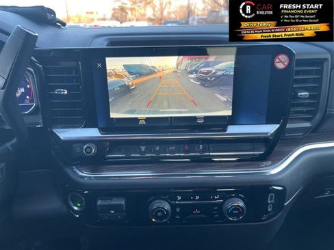 Used 2024 Chevrolet Silverado 2500 LT image 22