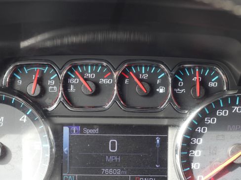 Used 2020 GMC Yukon XL SLT image 15