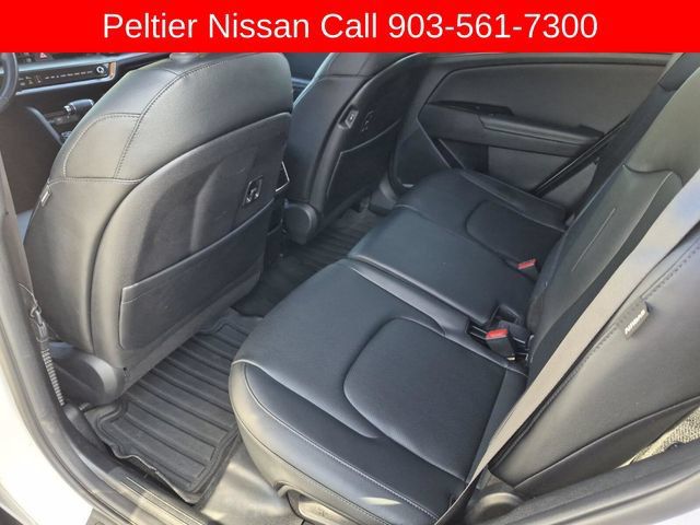 Used 2024 Kia Sportage EX FWD image 21