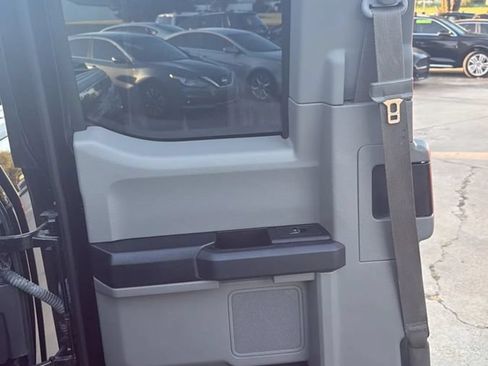 Used 2019 Ford F150 XL w/ Equipment Group 101A Mid RWD image 9