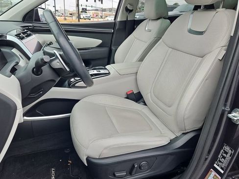 Used 2022 Hyundai Tucson Limited image 7