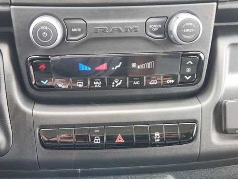 New 2026 RAM ProMaster 2500 w/ Convenience Group image 15