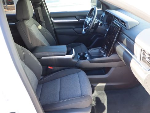 Certified 2025 GMC Terrain Elevation image 35