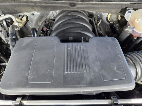 Used 2024 Chevrolet Tahoe High Country AWD/4WD image 32