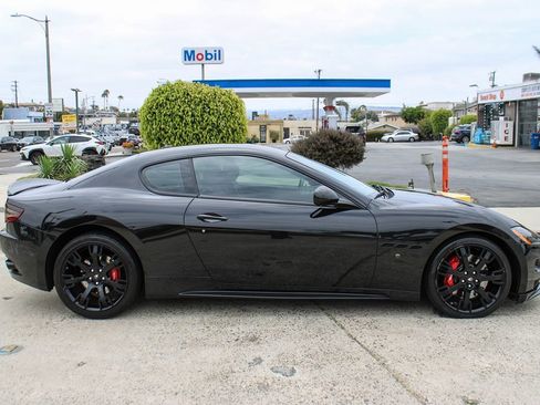 Used 2012 Maserati GranTurismo S RWD image 7