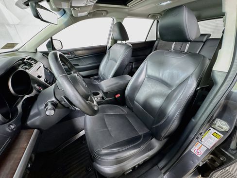 Used 2019 Subaru Outback 3.6R Limited AWD/4WD image 15