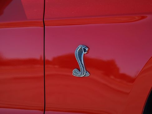 Used 2012 Ford Mustang Shelby GT500 w/ Electronics Pkg image 29