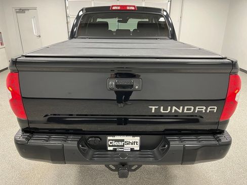 Used 2018 Toyota Tundra SR5 AWD/4WD image 9