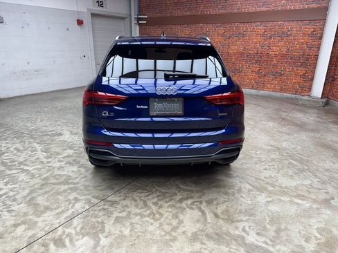 Used 2022 Audi Q3 2.0T Premium Plus image 5