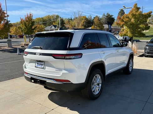 New 2025 Jeep Grand Cherokee Laredo X w/ Trailer Tow Package image 8