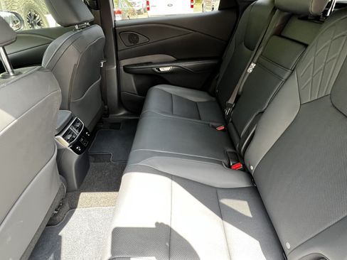 Used 2025 Lexus RX 350 Premium w/ Accessory Package (K3) FWD image 28