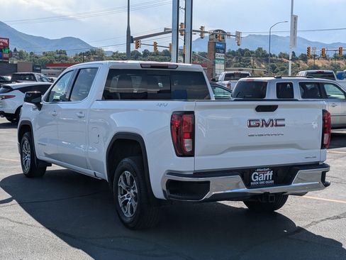Used 2021 GMC Sierra 1500 SLE w/ Preferred Package AWD/4WD image 5