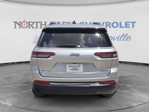 Used 2021 Jeep Grand Cherokee L Limited w/ MOPAR Finishing Package AWD/4WD image 4