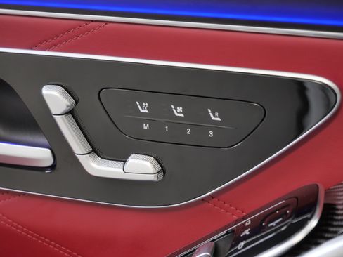 Used 2025 Mercedes-Benz S 63 AMG S image 35