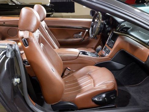Used 2012 Maserati GranTurismo Convertible RWD image 52