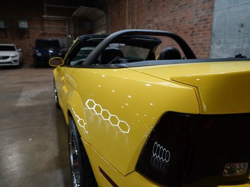 Used 2003 Ford Mustang Cobra image 25