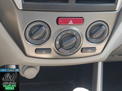 Used 2011 Subaru Forester 2.5X AWD/4WD image 8