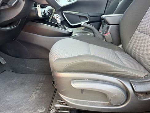 Used 2024 Kia Soul LX w/ Option Group 015 image 11