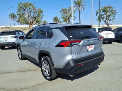 Used 2025 Toyota RAV4 LE AWD/4WD image 10