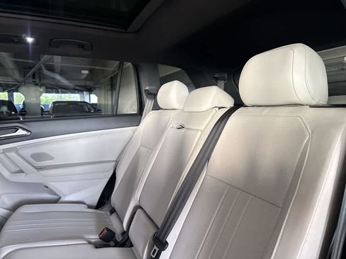 Certified 2024 Volkswagen Tiguan SE R-Line FWD image 22
