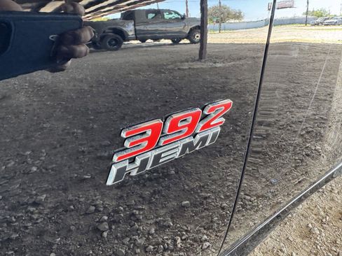 Used 2023 Dodge Charger Scat Pack w/ Technology Group RWD image 42