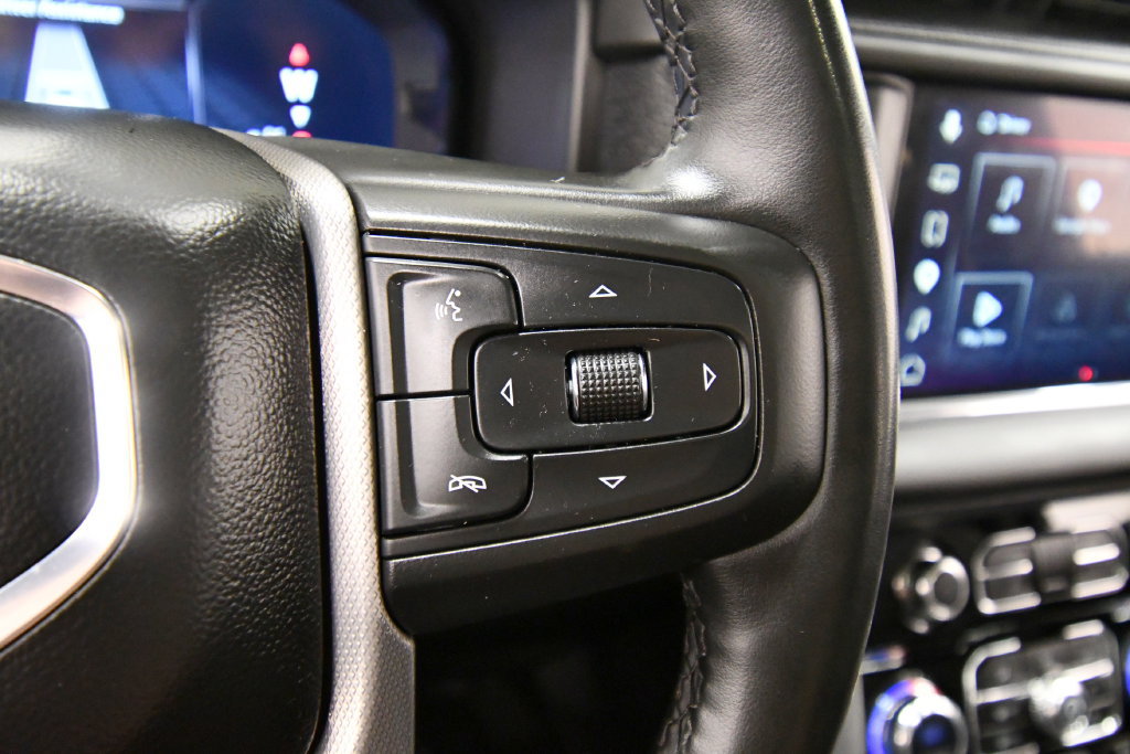 Used 2023 GMC Yukon XL Denali AWD/4WD image 22