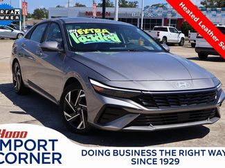 Used 2024 Hyundai Elantra Limited video 1