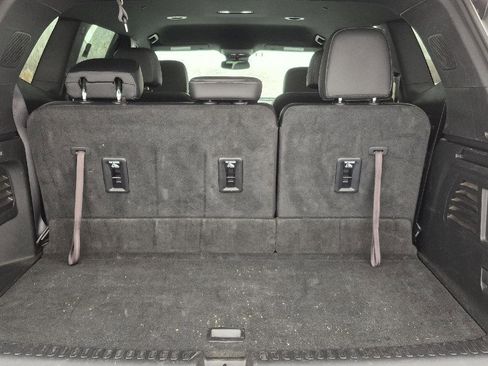 Used 2025 Buick Enclave Preferred image 5