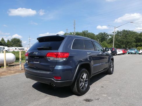Used 2019 Jeep Grand Cherokee Limited AWD/4WD image 5