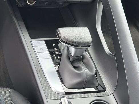 New 2026 Hyundai Elantra SE FWD image 31
