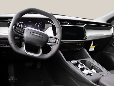 New 2026 Jeep Cherokee Limited AWD/4WD image 14