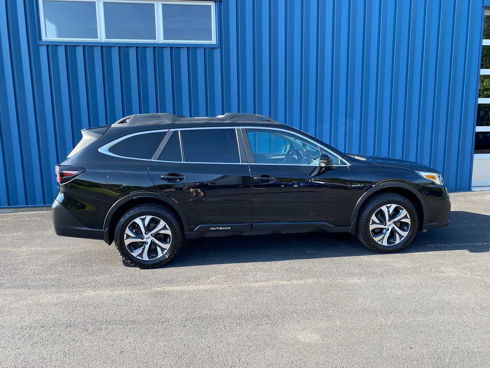 Used 2021 Subaru Outback Limited XT w/ Popular Package #2 AWD/4WD image 15
