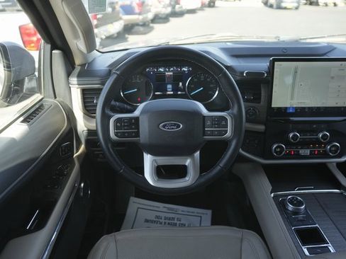 Certified 2023 Ford Expedition Limited image 22