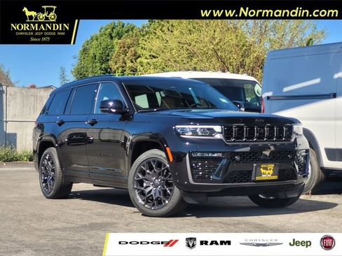 New 2026 Jeep Grand Cherokee L Summit w/ Obsidian Package AWD/4WD image 1