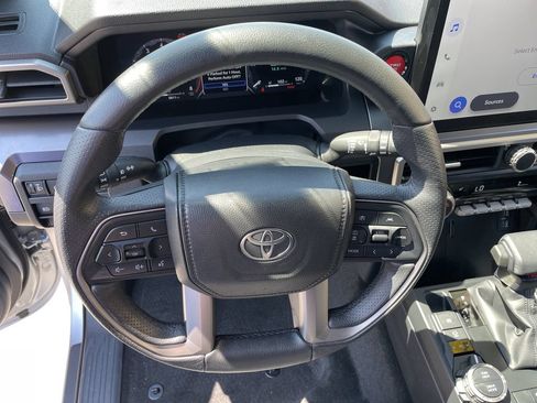 Certified 2025 Toyota 4Runner TRD Sport Premium AWD/4WD image 16