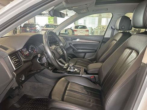 Used 2023 Audi Q5 2.0T Premium w/ Convenience Package AWD/4WD image 19