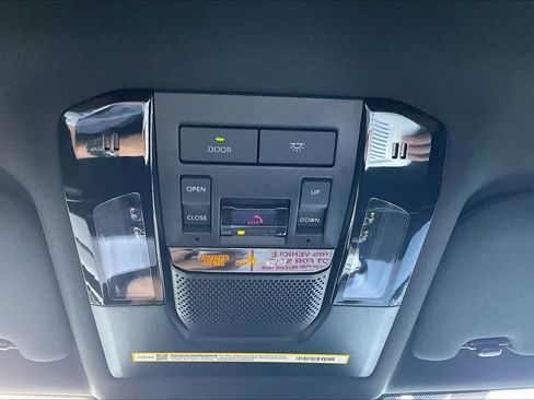 Used 2025 Lexus GX 550 w/ Cold Area Package AWD/4WD image 34