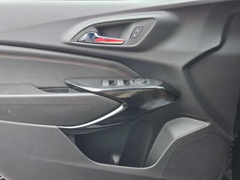 New 2026 Chevrolet Trax RS w/ Driver Confidence Package FWD image 24
