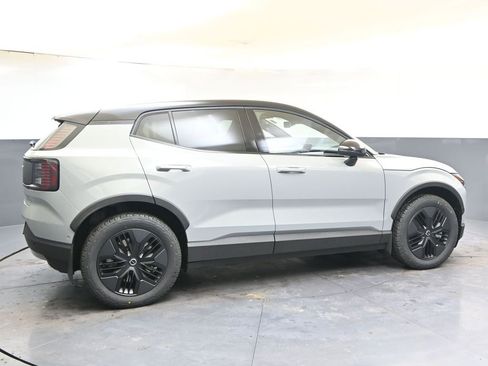 New 2026 Volvo EX30 Cross Country Ultra image 6