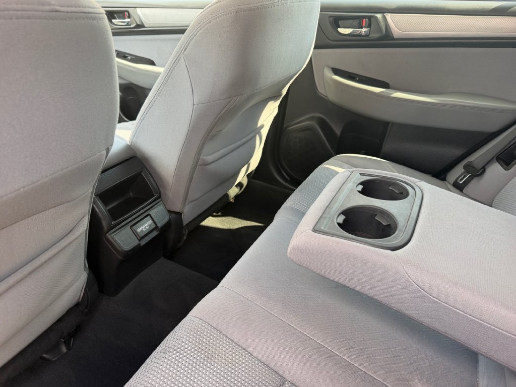 Used 2018 Subaru Outback 2.5i Premium AWD/4WD image 17