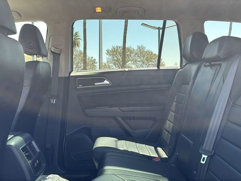 Used 2018 Volkswagen Atlas SEL Premium AWD/4WD image 22