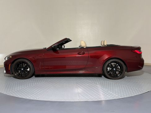 Used 2022 BMW 430i Convertible w/ M Sport Package RWD image 2