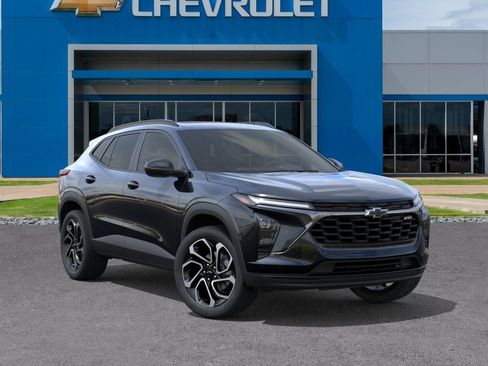 New 2026 Chevrolet Trax RS w/ Sunroof Package FWD image 7