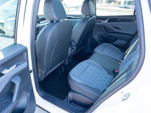 New 2026 Volkswagen Tiguan SEL R-Line image 30