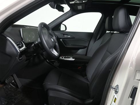 New 2026 BMW X1 xDrive28i w/ Technology Package AWD/4WD image 3